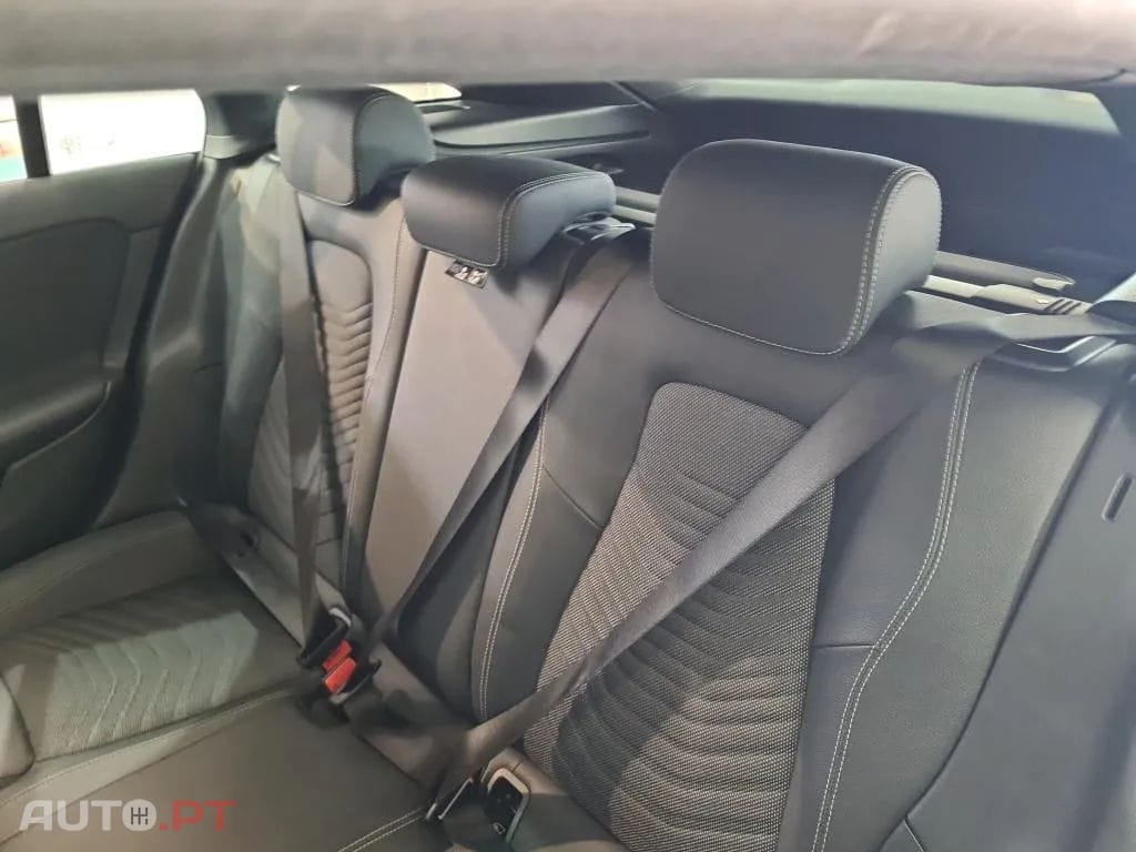 Mercedes-Benz CLA 250 e Shooting Brake Style Plus