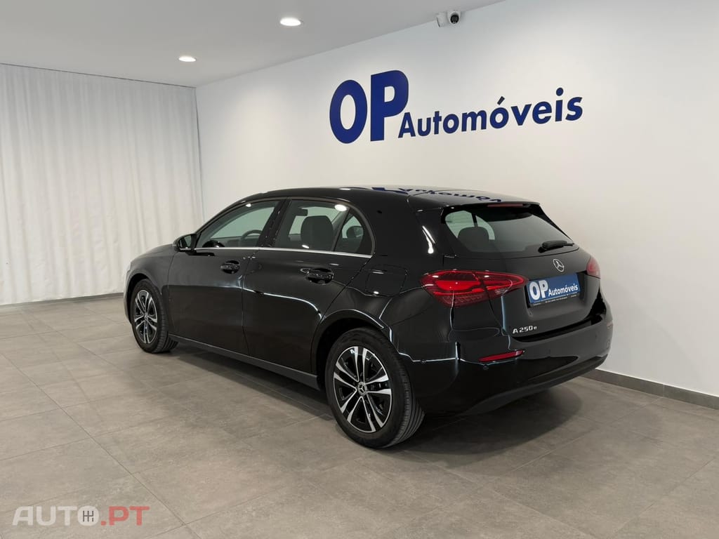 Mercedes-Benz A 250 e