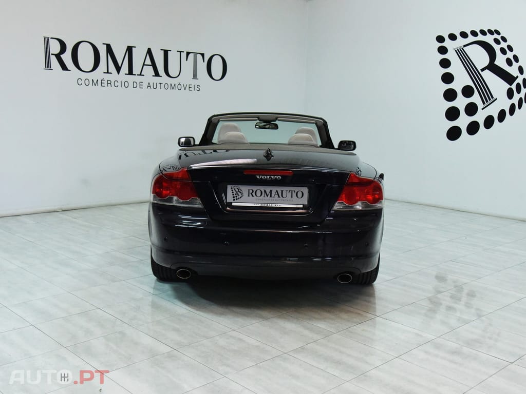 Volvo C70 2.4 D5 Momentum Geartronic