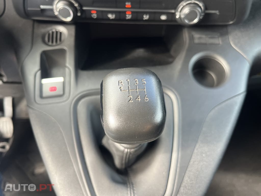 Peugeot Partner 1.5 BlueHDi Premium Standard