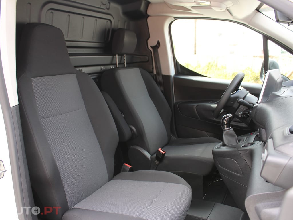 Peugeot Partner 1.5 BlueHDi Premium Standard