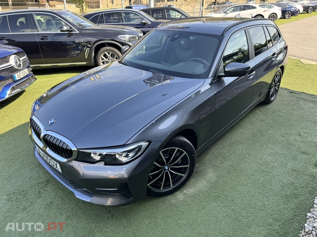 BMW 320 e Touring Auto