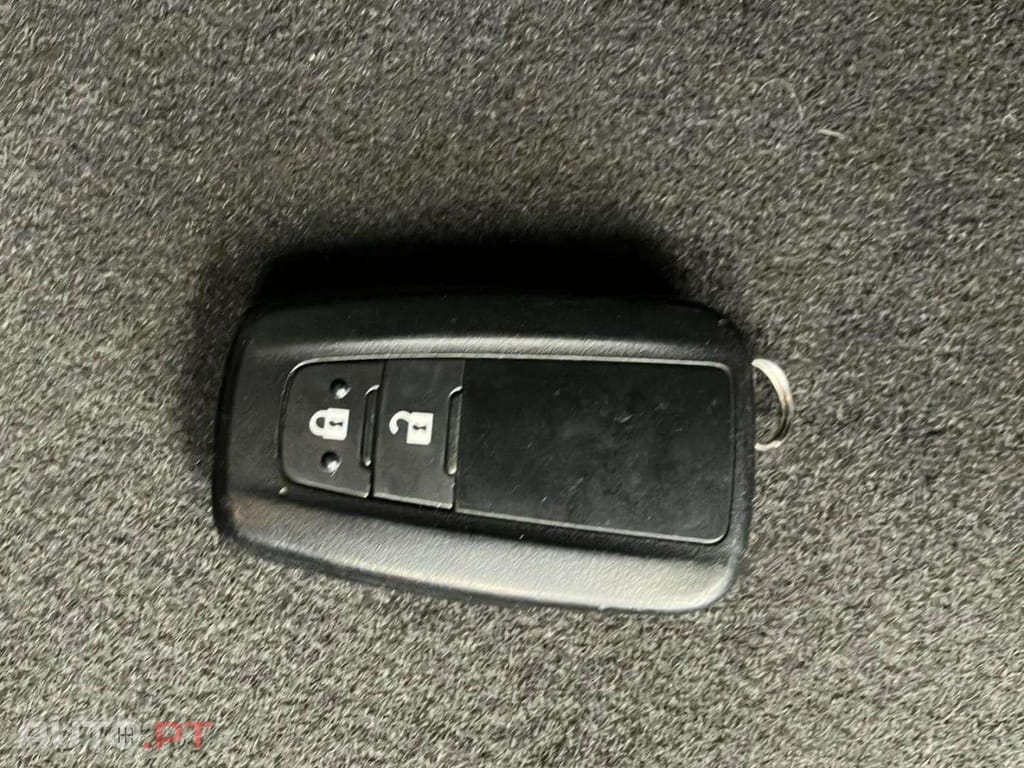 Toyota C-HR 2.0 Hybrid Square Collection