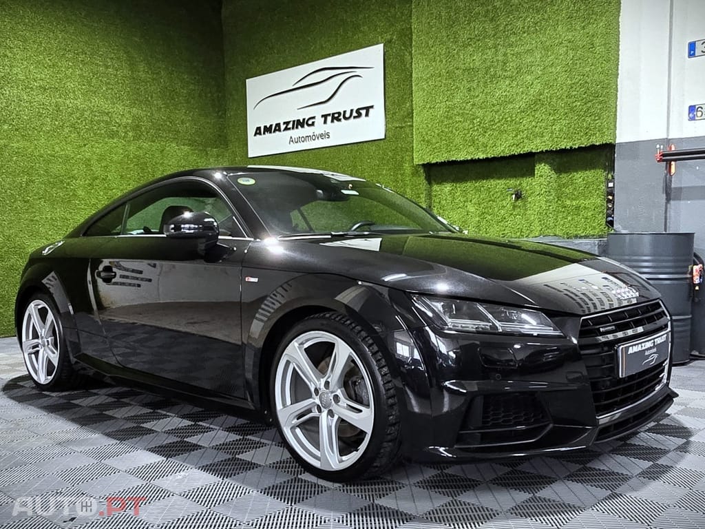 Audi TT 2.0 TFSI quattro S-line S tronic
