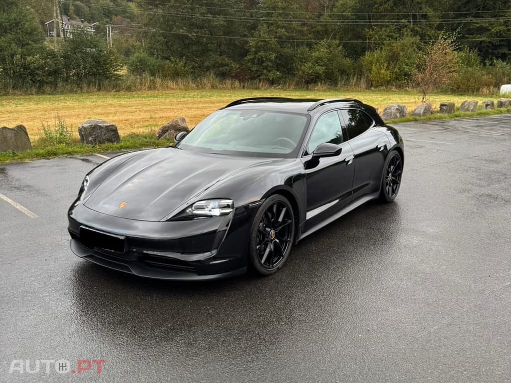 Porsche Taycan 4S