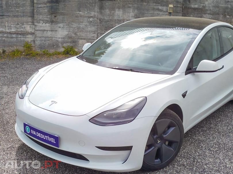 Tesla Model 3 Standard Range Plus RWD