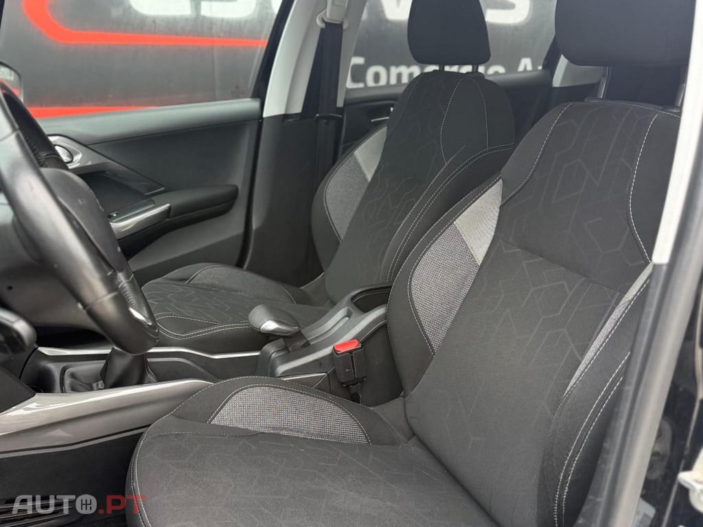 Peugeot 2008 1.2 PureTech Access