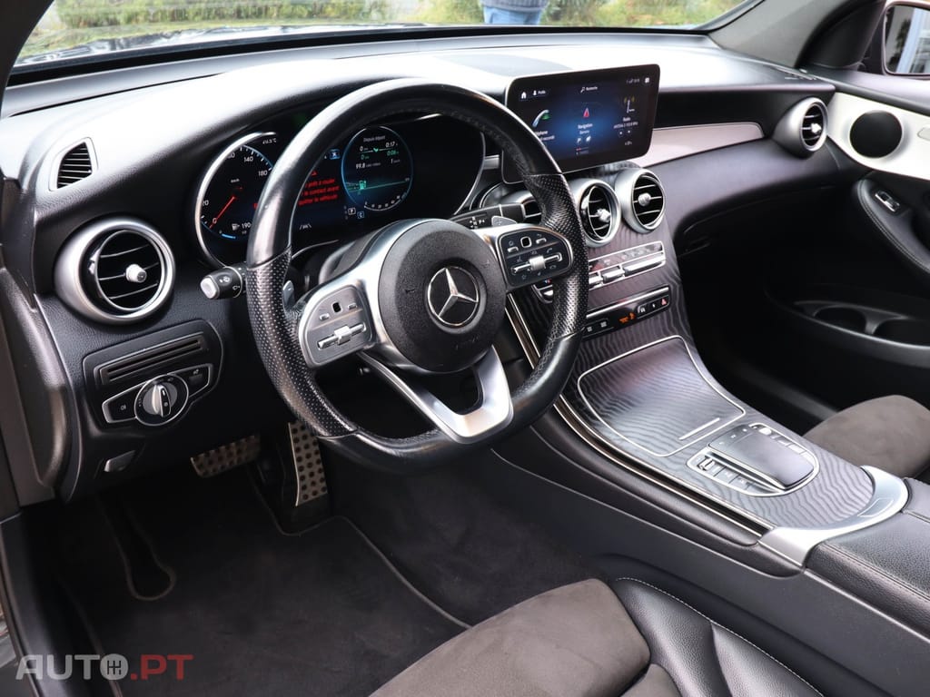 Mercedes-Benz GLC 300 AMG