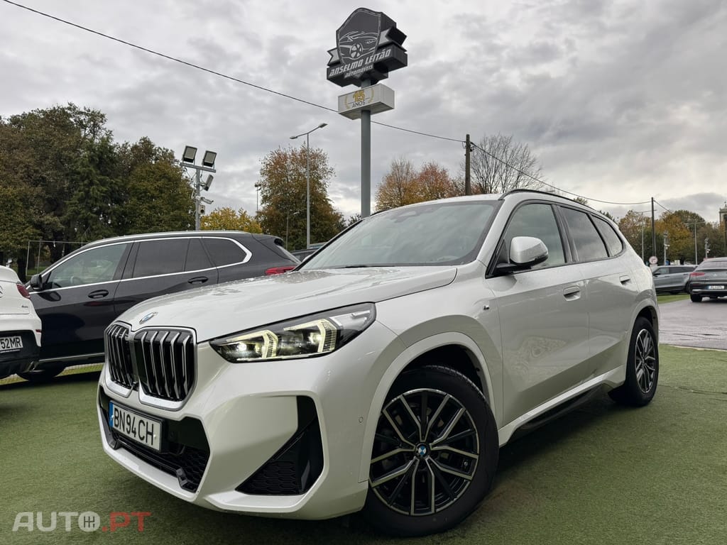 BMW X1 sDrive18d Pack Desportivo M