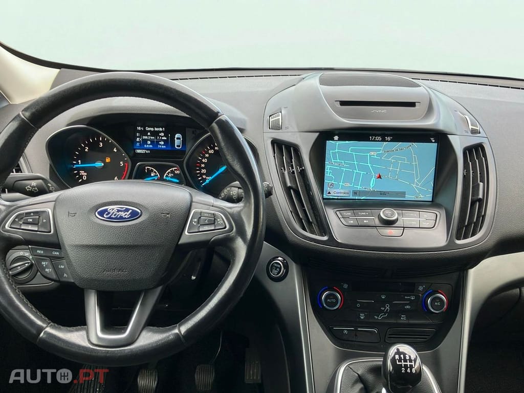 Ford Kuga 1.5 TDCi EcoBlue Titanium