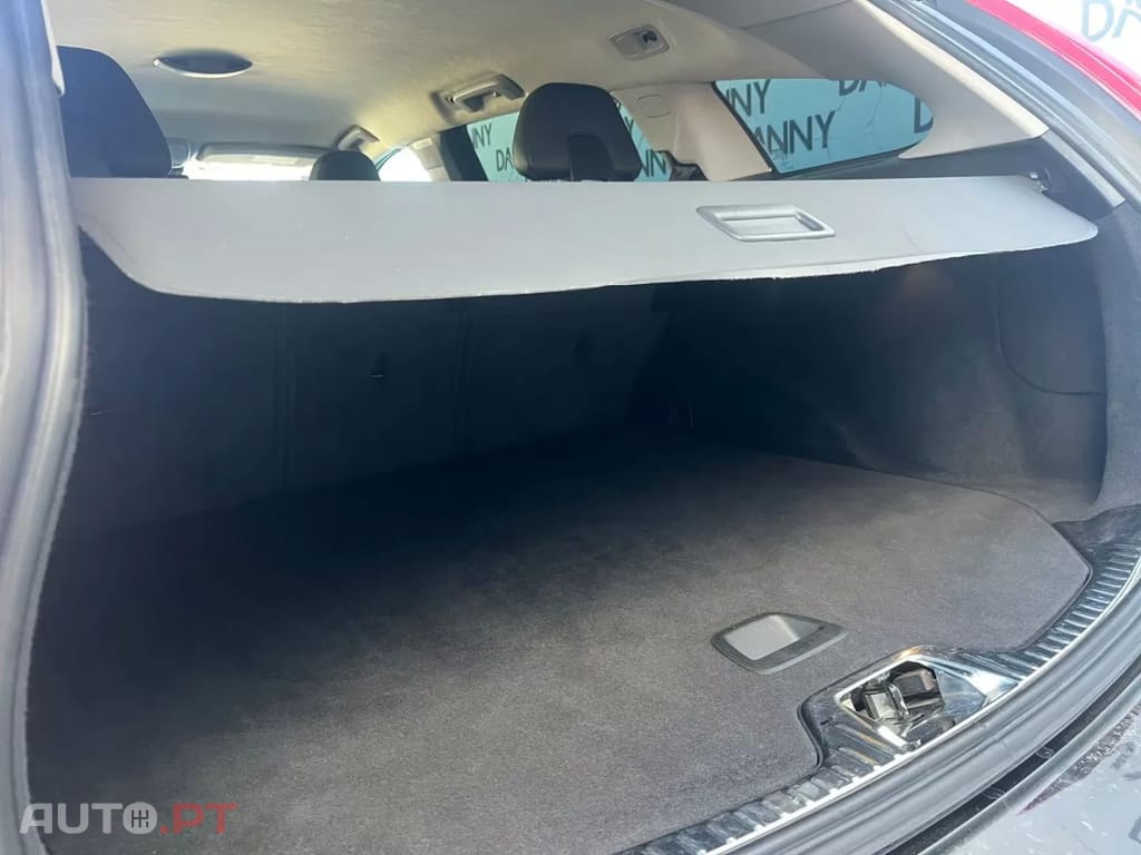 Volvo V60 2.0 D2 R-Design