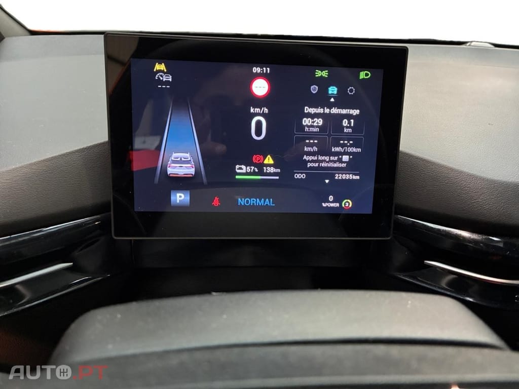 MG MG4 EV Standard 2WD