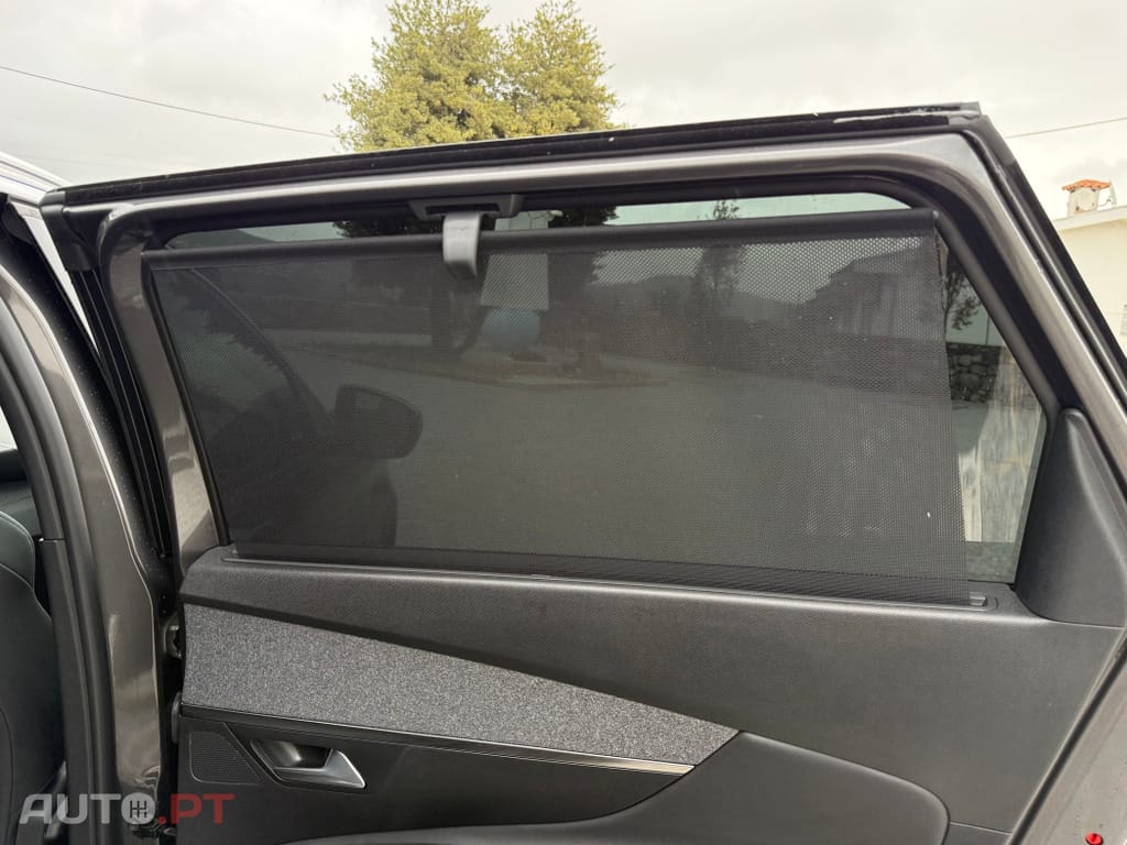 Peugeot 5008 1.5 BlueHDi Allure EAT8