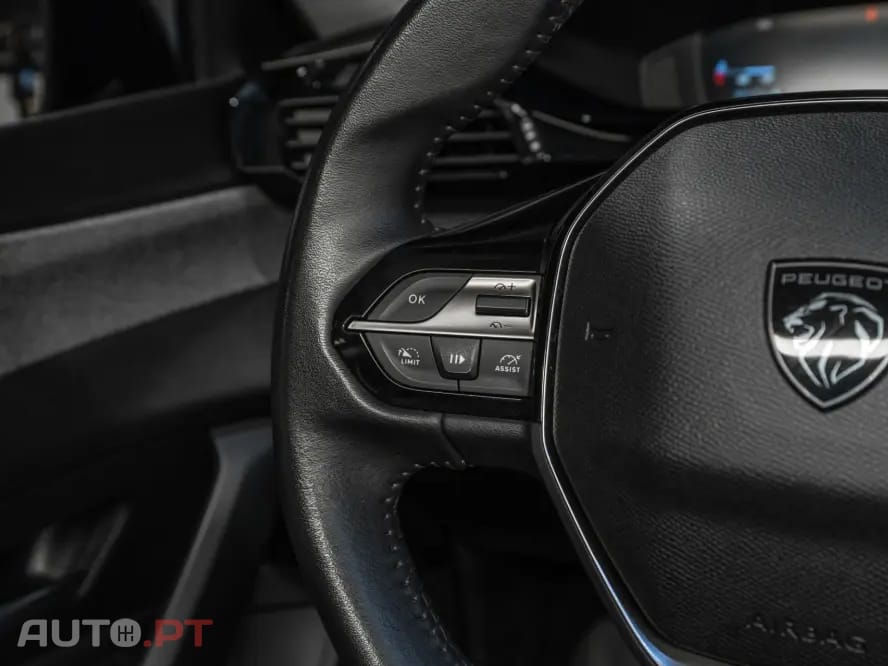 Peugeot 308 SW 1.2 PureTech Allure Full LED
