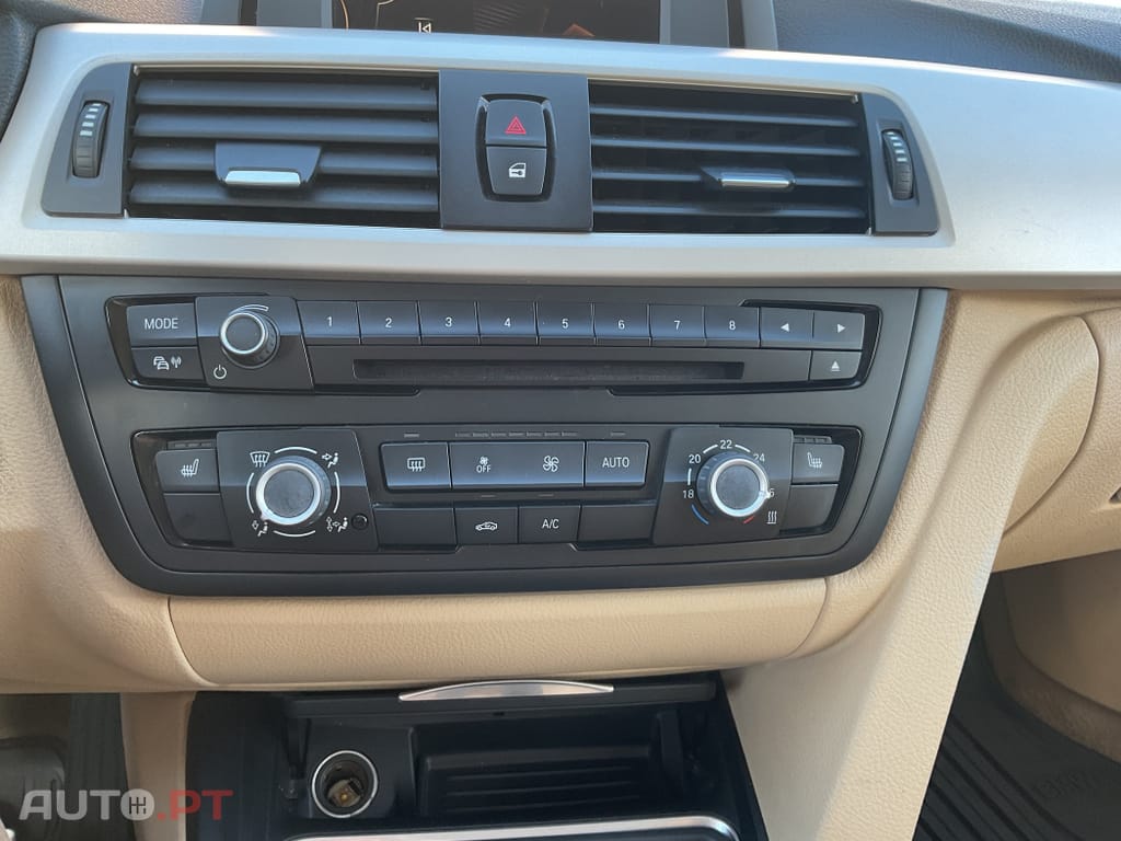 BMW 318 d Touring Line Sport