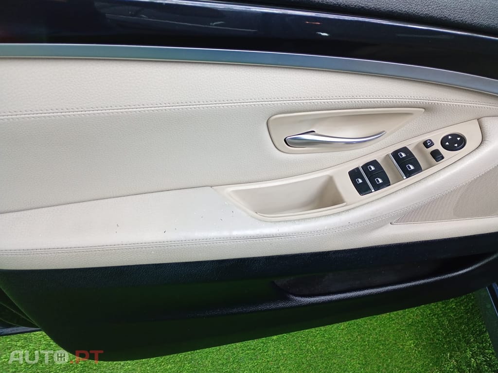 BMW 520 d xDrive Line Luxury Auto