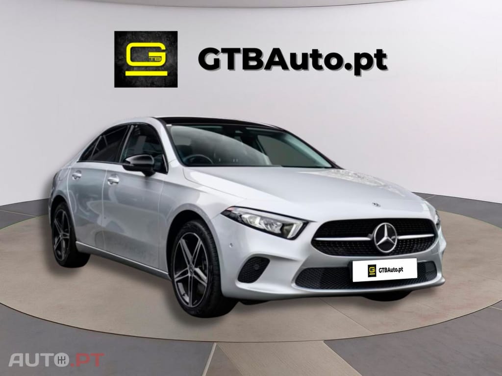 Mercedes-Benz A 250 I.V.A DEDUTIVEL 