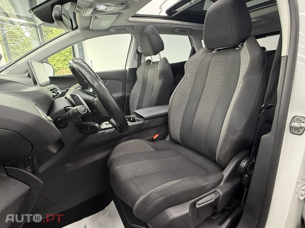 Peugeot 3008 1.2 PureTech Allure Pack EAT8