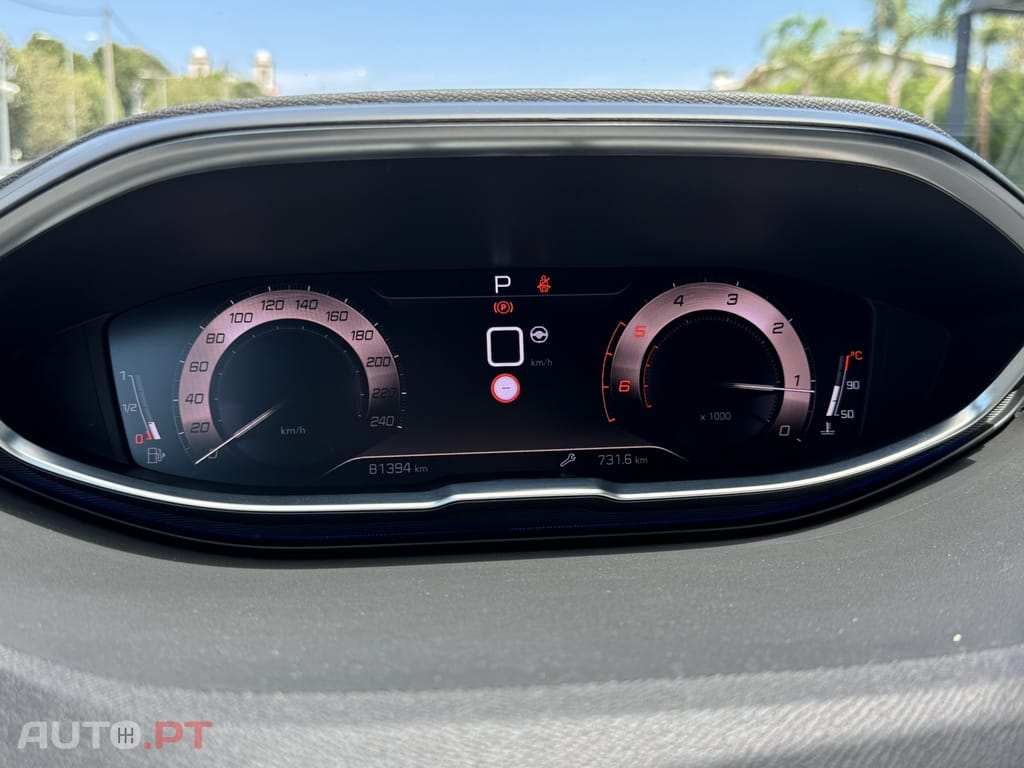 Peugeot 5008 1.5 BlueHDi GT EAT8