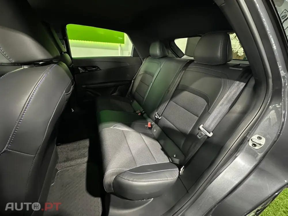 MG MG4 64 kWh Luxury
