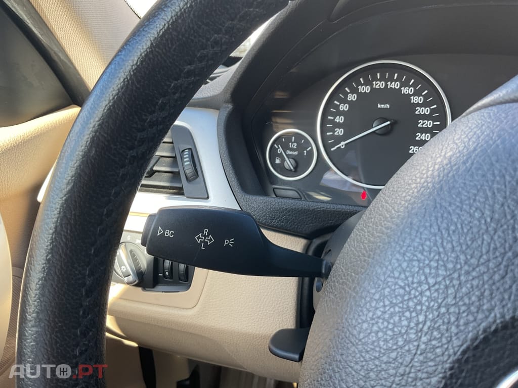 BMW 318 d Touring Line Sport