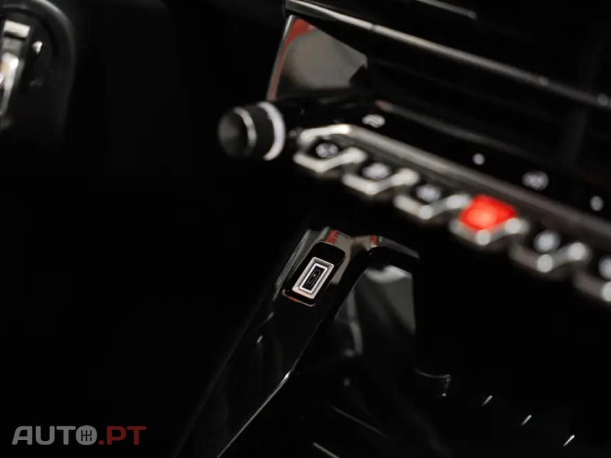 Peugeot 2008 1.2 PureTech Allure Pack