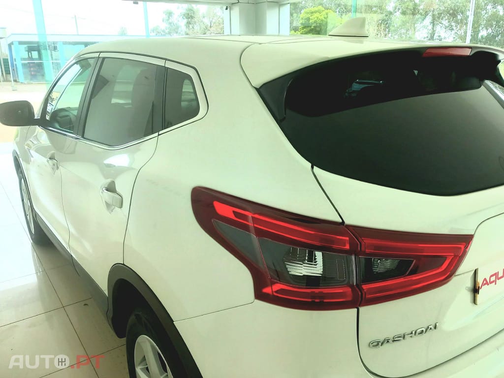 Nissan Qashqai 1.5 dCi N-Connecta Led