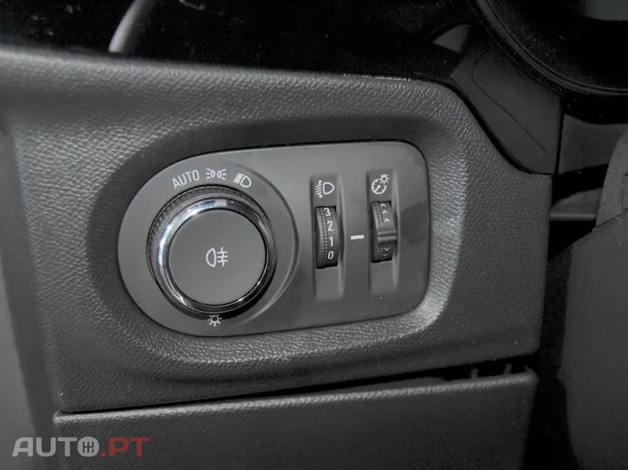 Opel Corsa 1.2 HYBRID GS eDCT