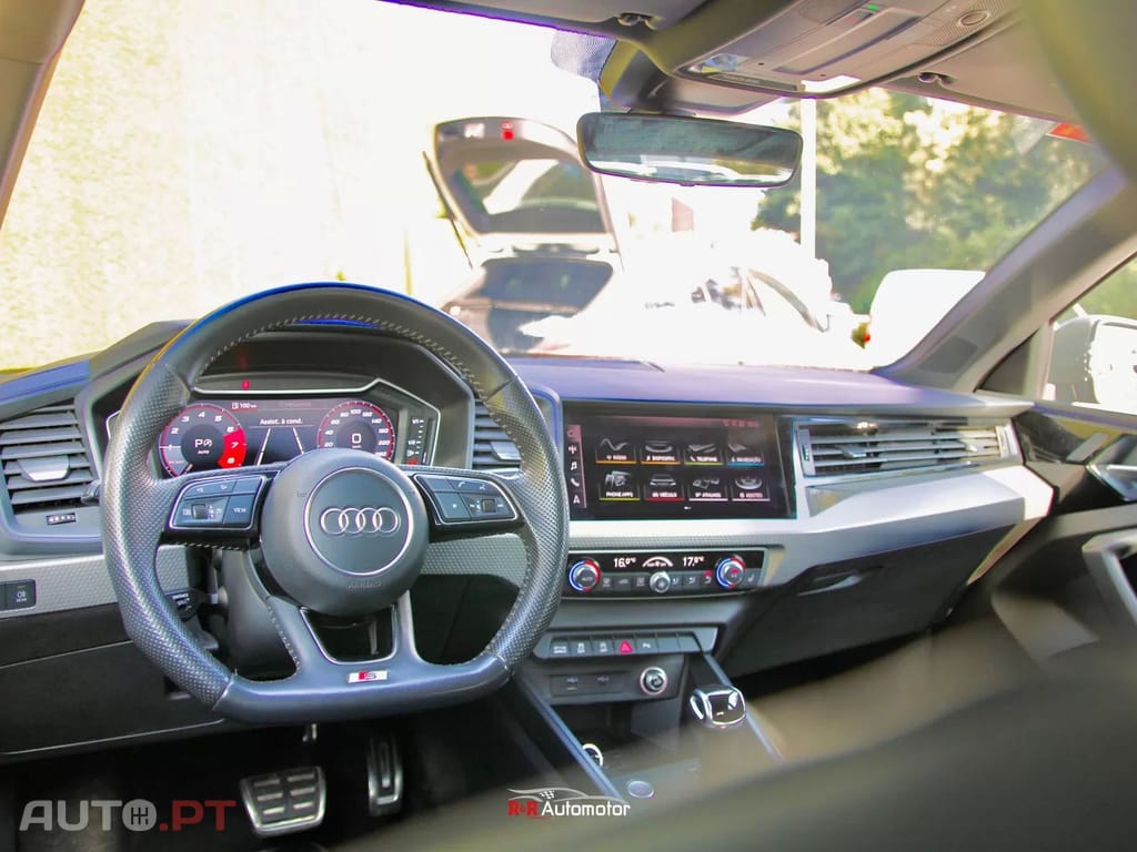 Audi A1 30 TFSI S line S tronic