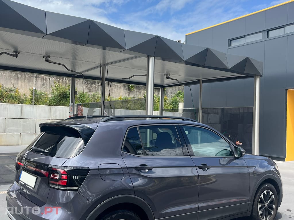Volkswagen T-Cross Life 1.0 TSI