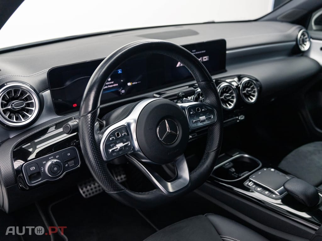 Mercedes-Benz A 250 e AMG Line