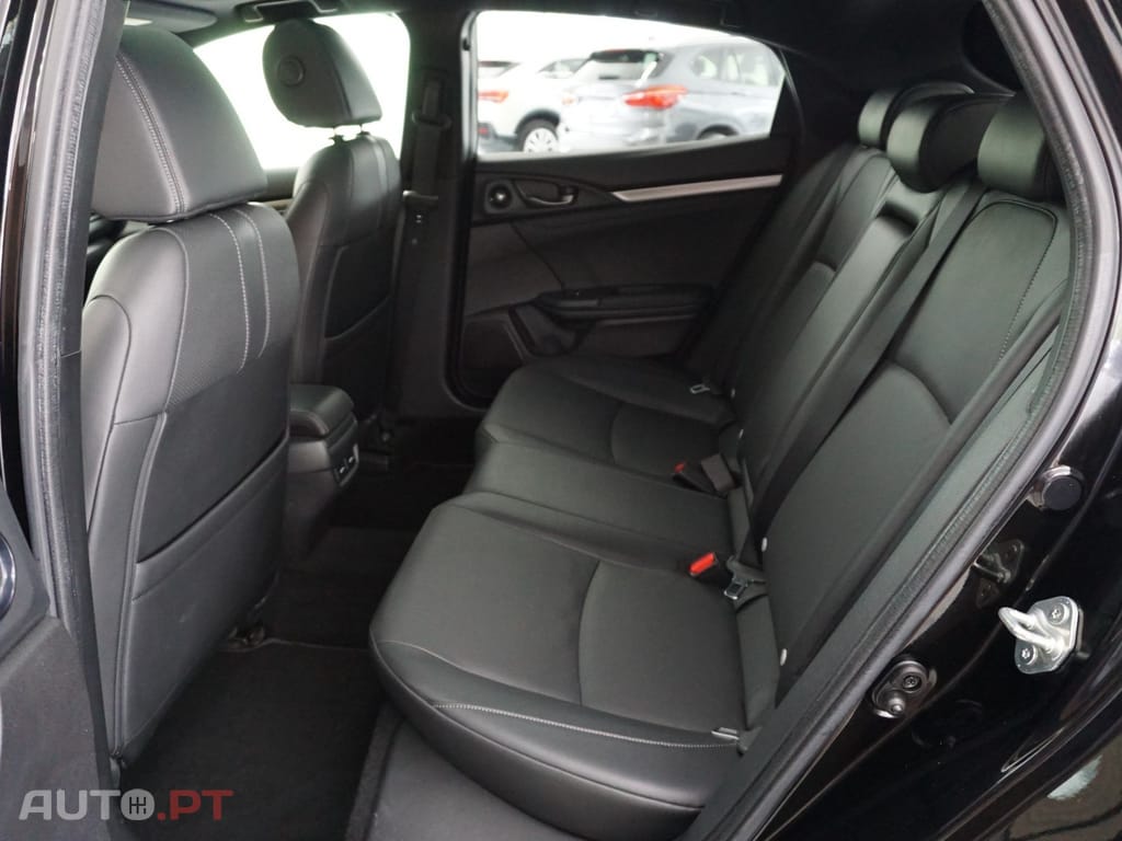 Honda Civic 1.0 i-VTEC Turbo Executive Sport Line