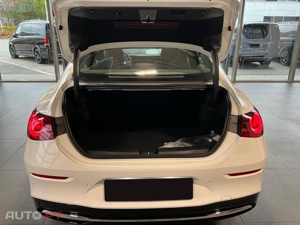Mercedes-Benz CLA 250 EQ