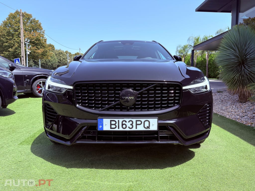 Volvo XC60 2.0 T6 PHEV Black Edition AWD