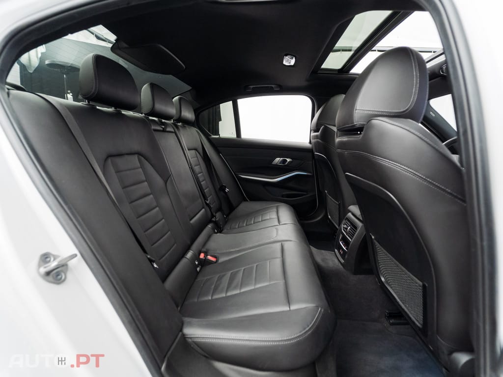 BMW 320 e Line Sport Auto