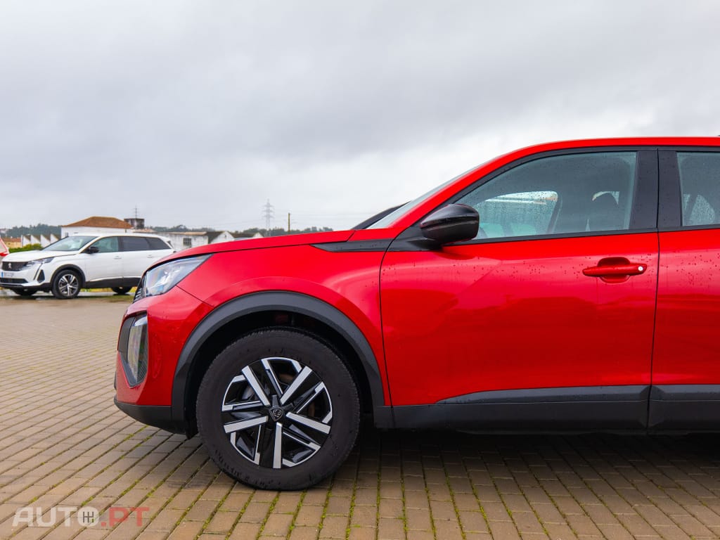 Peugeot 2008 1.2 PureTech Active Pack