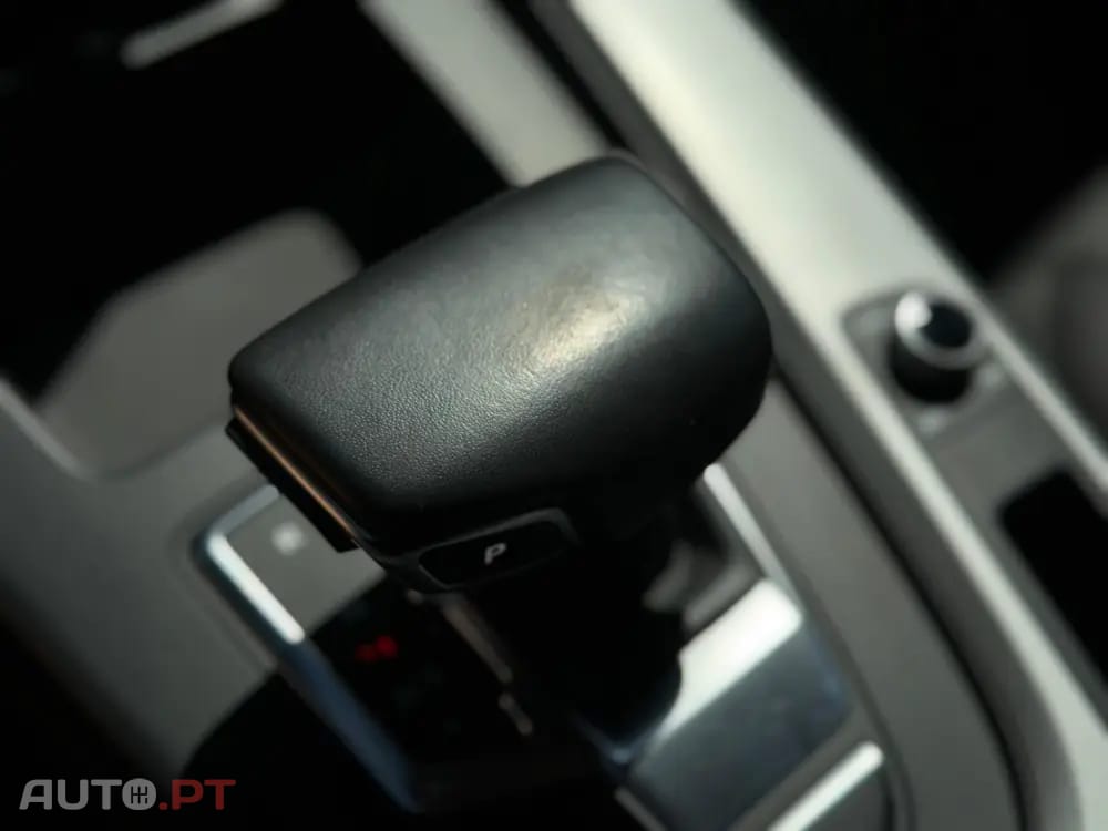Audi A4 2.0 TDI multitronic Business Line