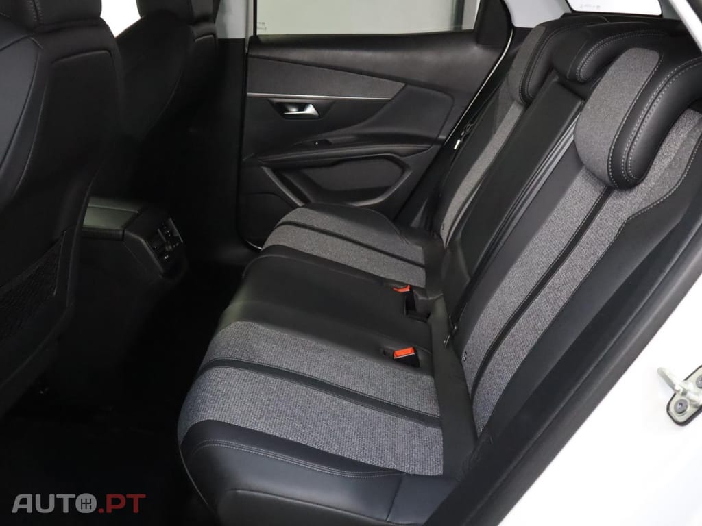 Peugeot 3008 1.2 PureTech Allure