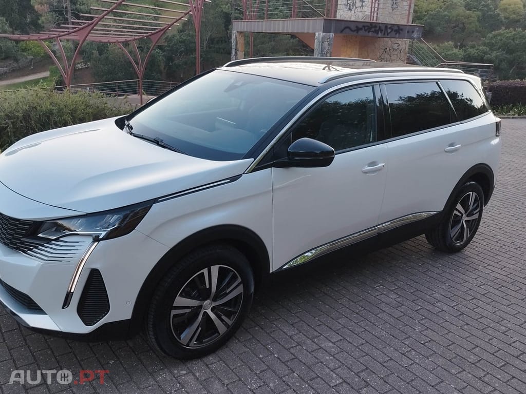 Peugeot 5008 1.5 BlueHDi Allure Pack EAT8
