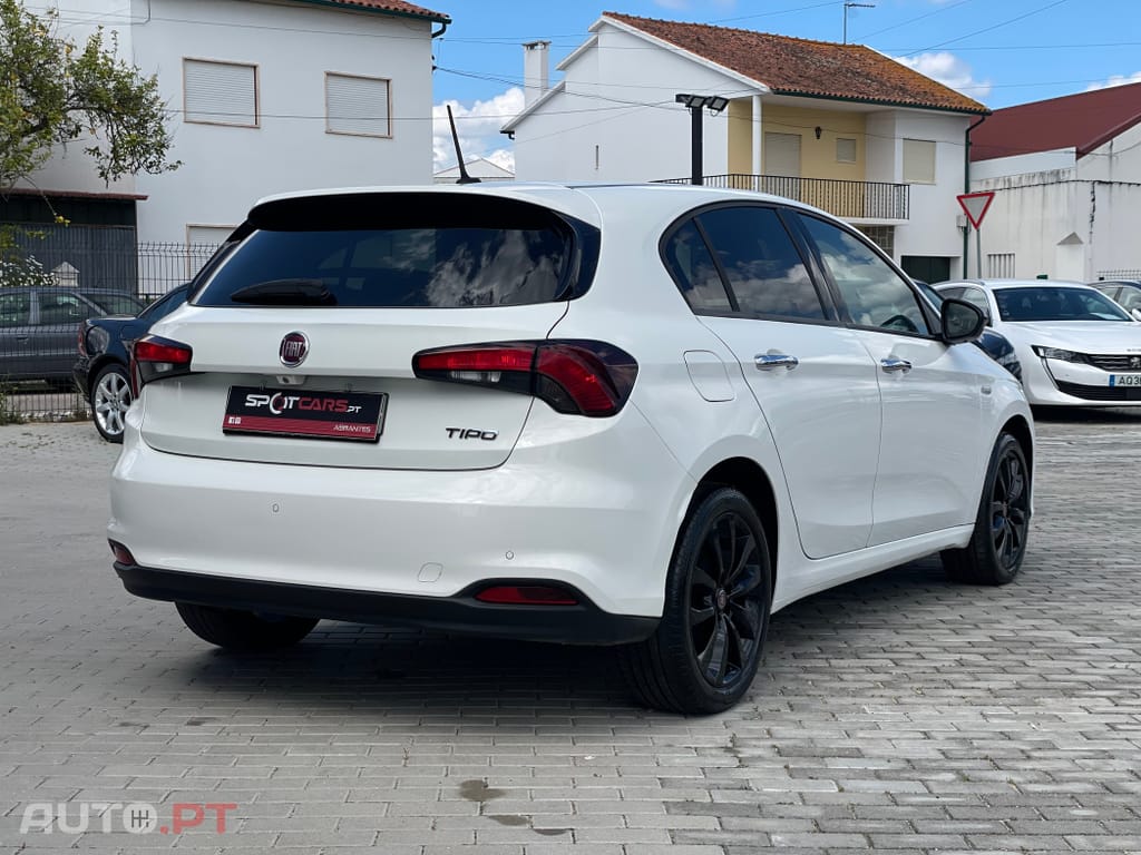 Fiat Tipo 1.3 M-Jet Lounge Tech J17