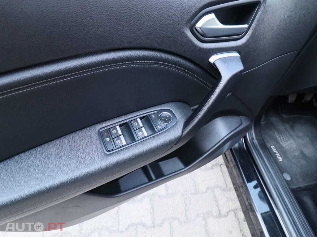 Renault Captur 1.0 TCe Exclusive
