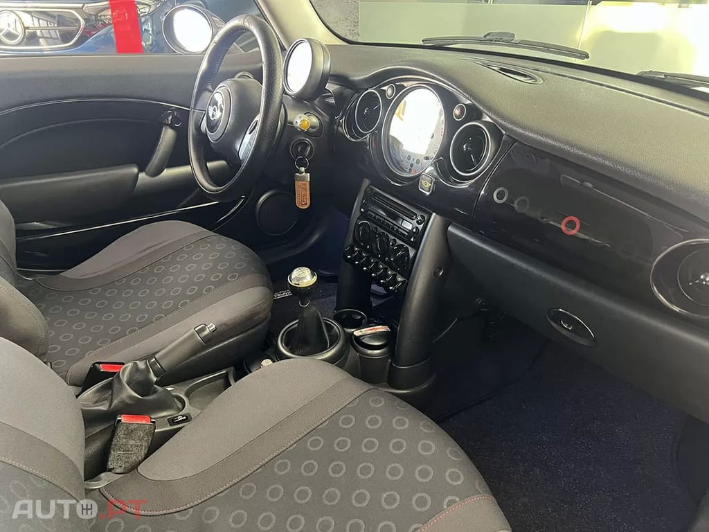 MINI Cooper One 1.4 D