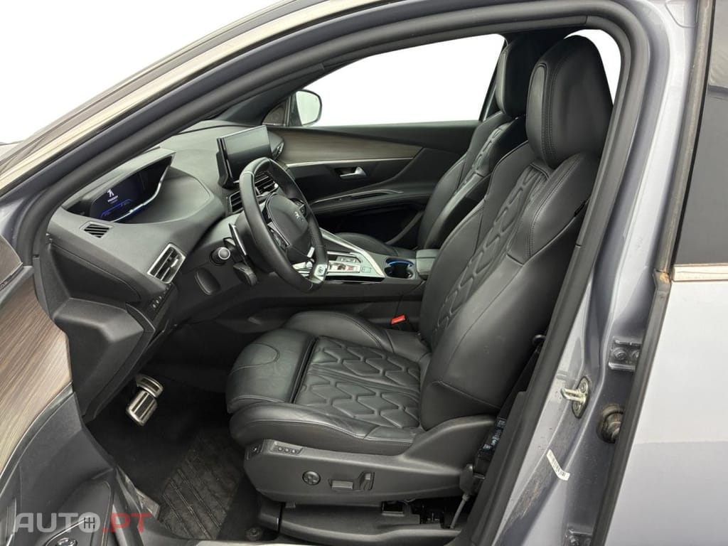 Peugeot 3008 1.6 Hybrid4 GT Pack e-EAT8