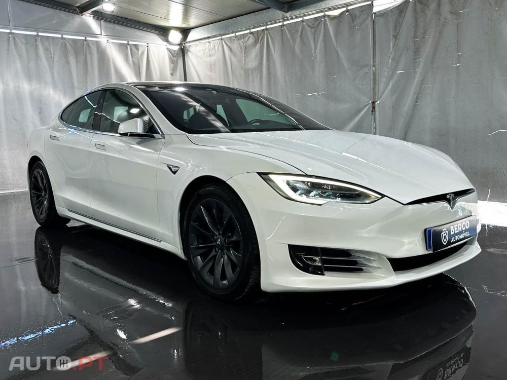 Tesla Model S Long Range AWD