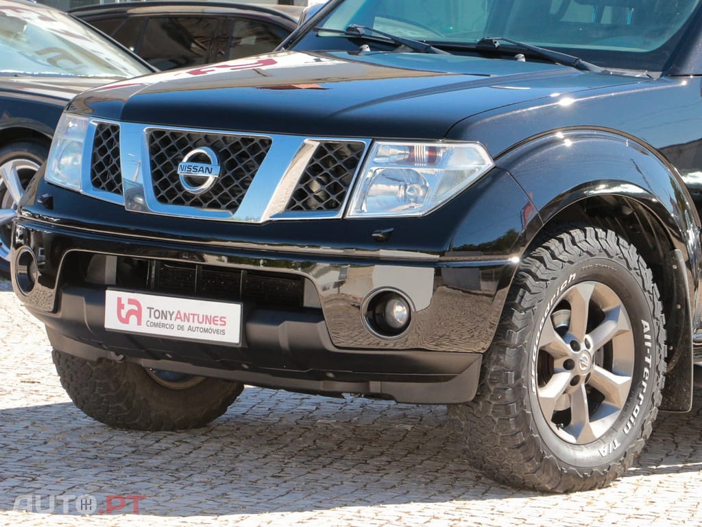 Nissan Navara 2.5 dCi CD LE