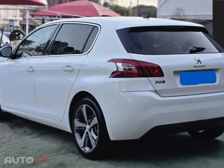 Peugeot 308 1.6 BlueHDi Allure