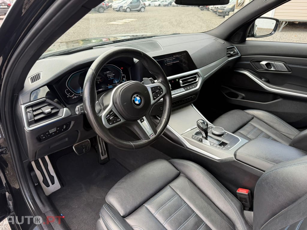 BMW 330 PACK M PERFORMANCE