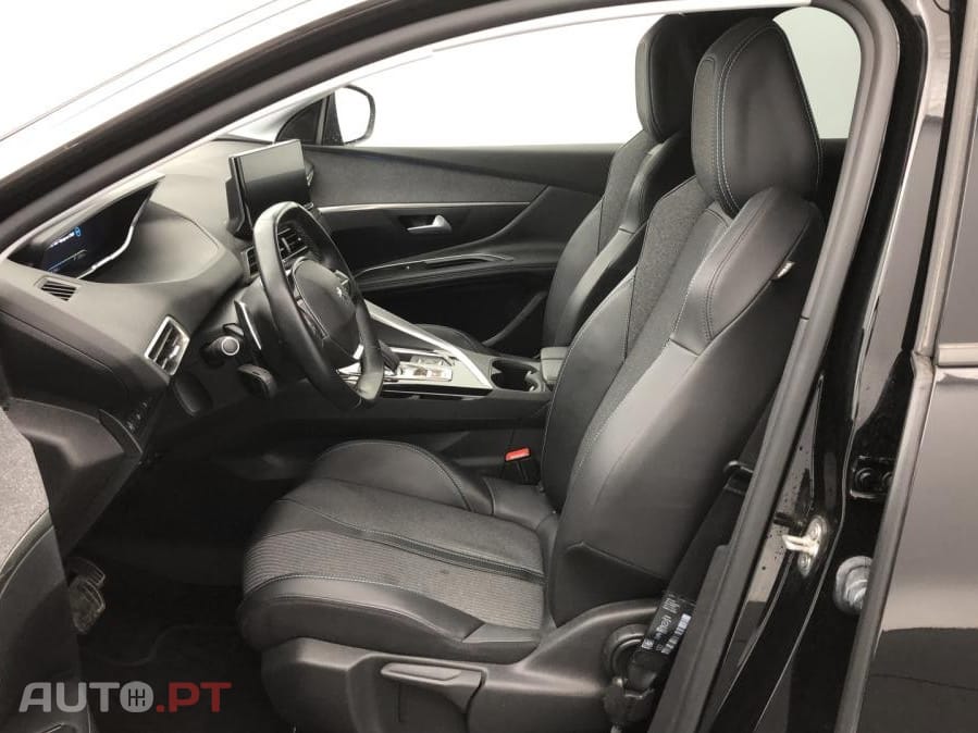 Peugeot 3008 1.6 Hybrid Allure Pack e-EAT8