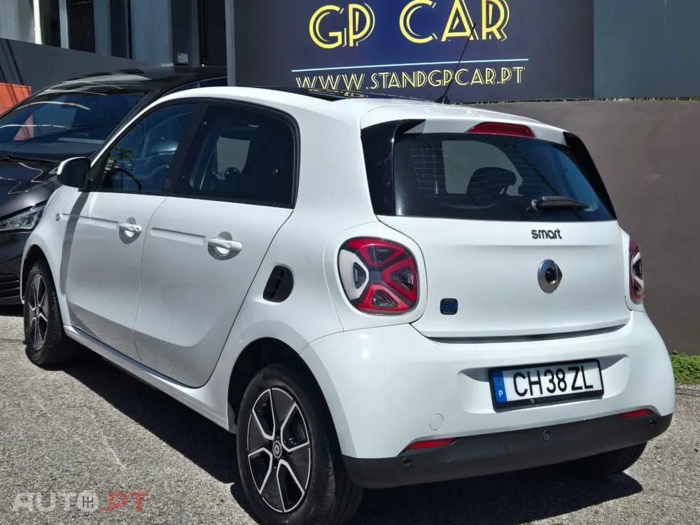 Smart ForFour EQ pulse