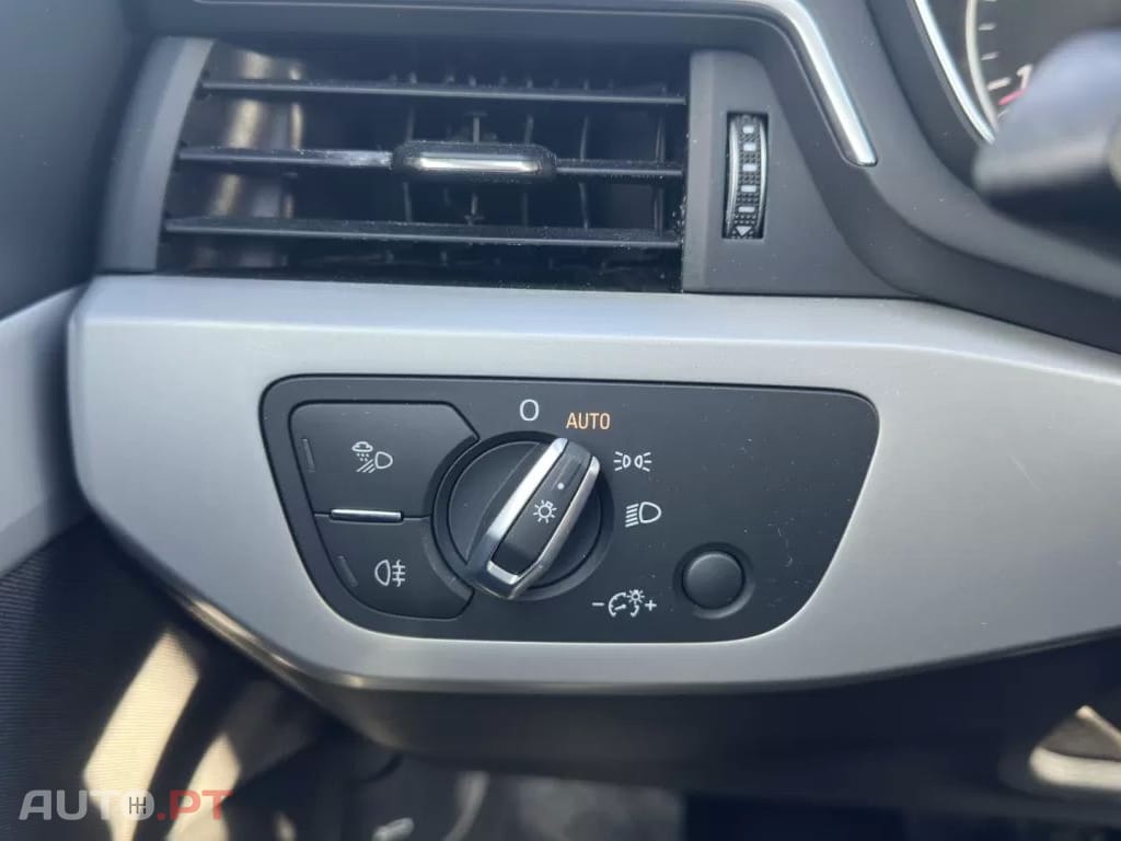 Audi A4 Avant 2.0 TDI Advance S tronic